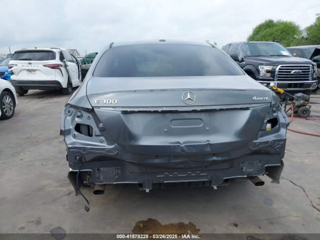 WDDZF4KB4KA489825 Mercedes-Benz E 300 4matic