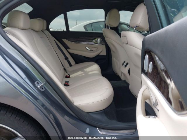 WDDZF4KB4KA489825 Mercedes-Benz E 300 4matic