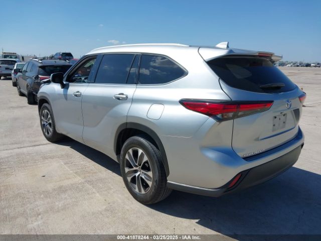 5TDGZRAHXNS128053 Toyota Highlander Xle