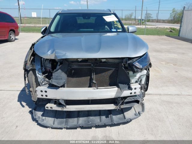 5TDGZRAHXNS128053 Toyota Highlander Xle