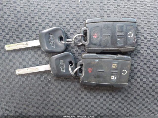 2GCVKREC3J1109761 Chevrolet Silverado 1500 2lt