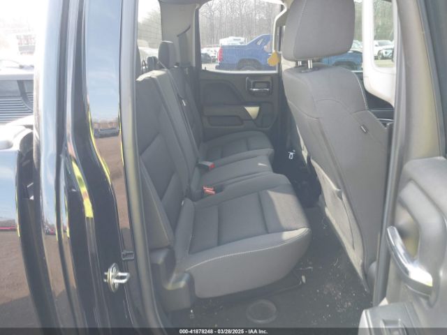 2GCVKREC3J1109761 Chevrolet Silverado 1500 2lt