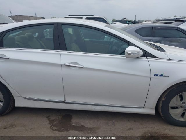 KMHEC4A48FA124800 Hyundai SONATA HYBRID