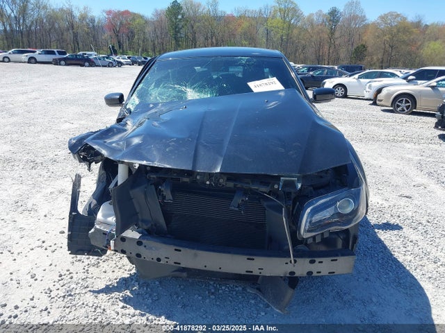 2C3CCABG8MH585792 Chrysler 300 300s