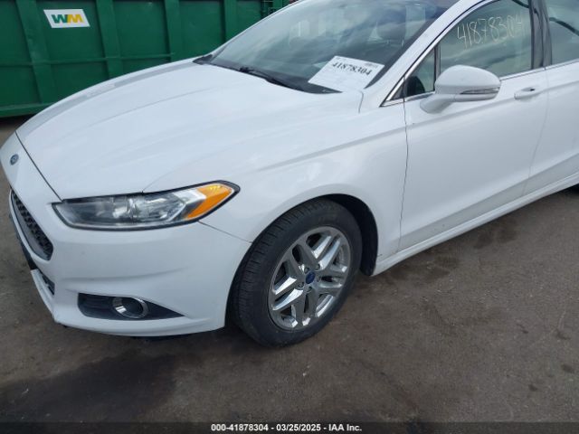 1FA6P0HDXE5382549 Ford FUSION SE