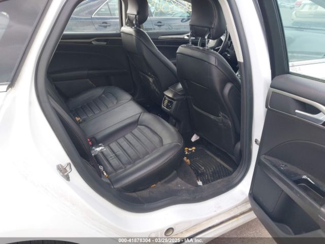 1FA6P0HDXE5382549 Ford FUSION SE