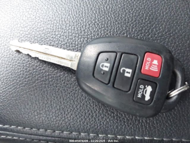 5YFBURHE1HP653214 Toyota COROLLA SE