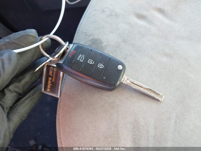 5XXGM4A75FG380675 KIA Optima Lx