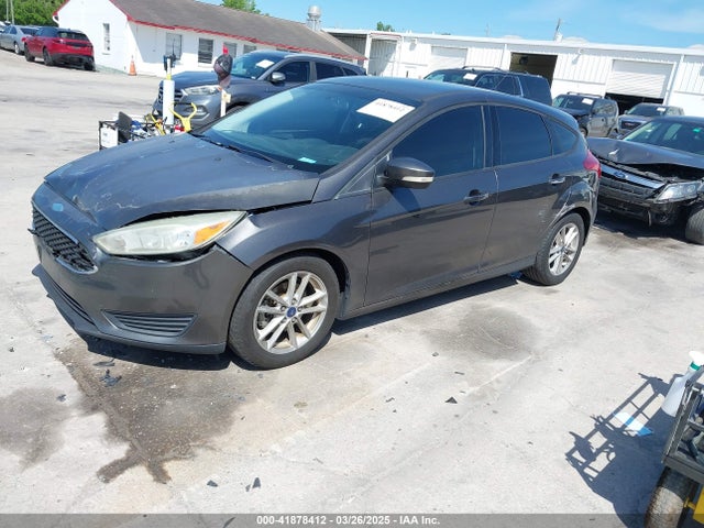 1FADP3K20FL328559 Ford FOCUS SE