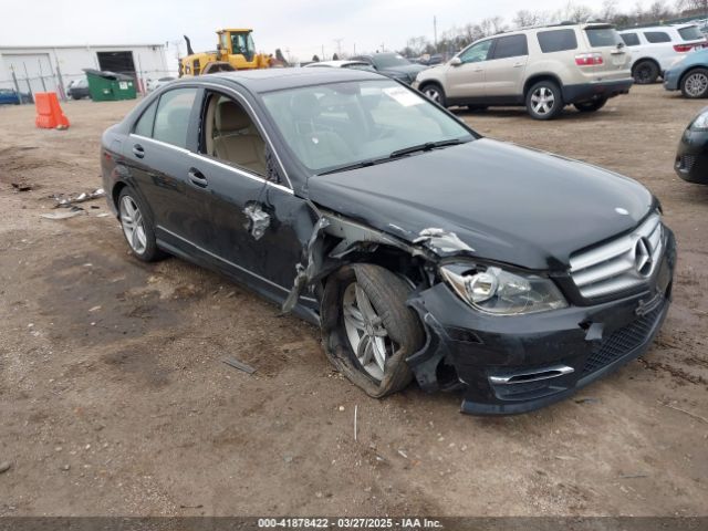 2013 MERCEDES-BENZ C 300 WDDGF8AB9DR286014