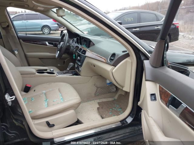 2013 MERCEDES-BENZ C 300 WDDGF8AB9DR286014 Photo 4