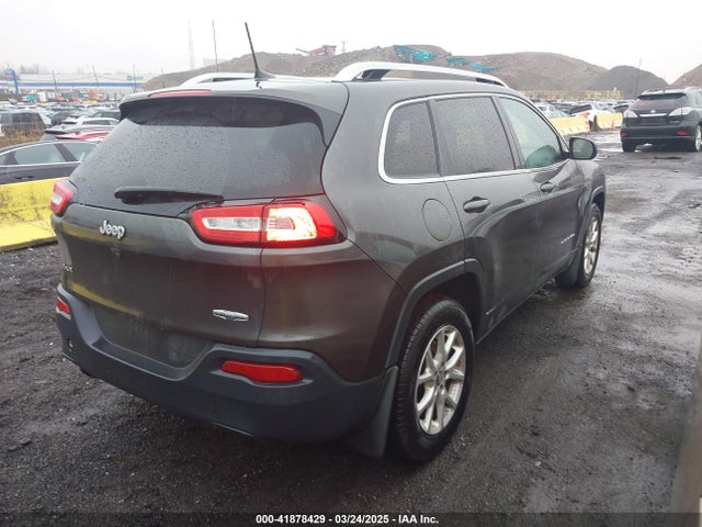 1C4PJMCB2GW318015 Jeep Cherokee Latitude