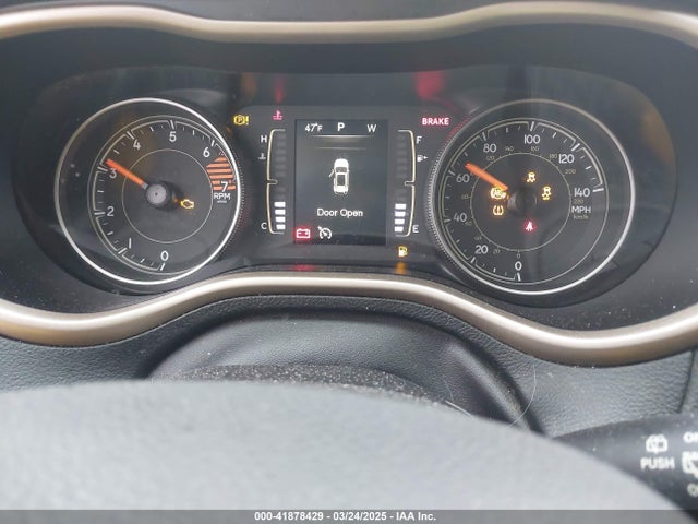 1C4PJMCB2GW318015 Jeep Cherokee Latitude