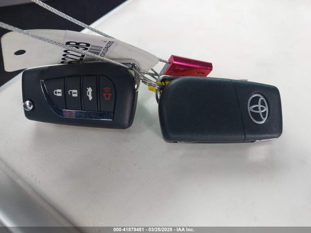 4T1B11HK1KU248251 Toyota CAMRY LE