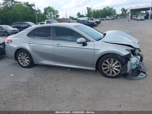 4T1B11HK1KU248251 Toyota CAMRY LE