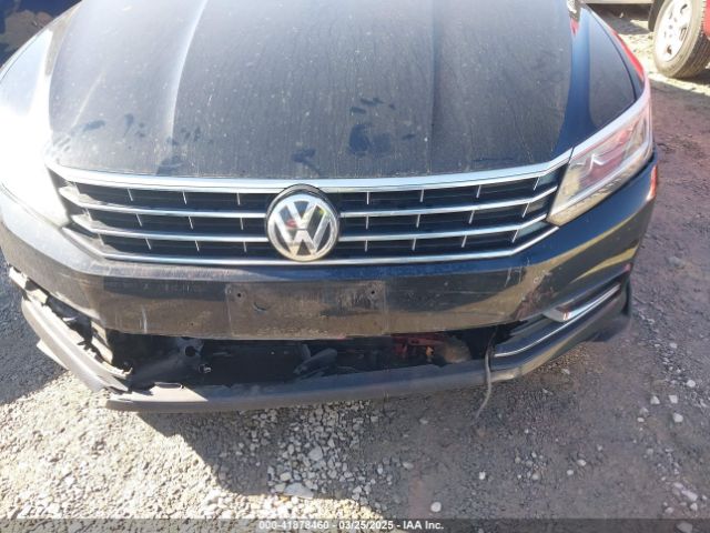 1VWBT7A30GC049027 Volkswagen Passat 1.8t Se