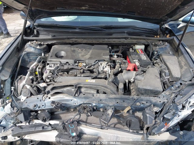 4T1B11HK1JU667277 Toyota CAMRY SE
