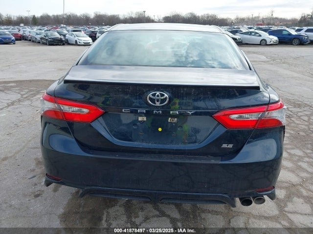 4T1B11HK1JU667277 Toyota CAMRY SE