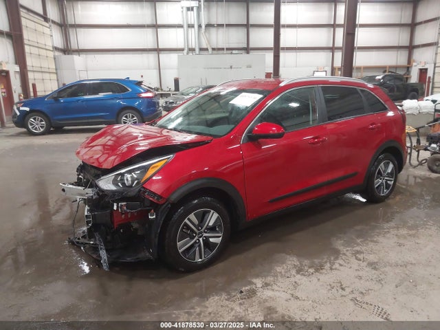 KNDCB3LC0N5549786 KIA Niro Lxs