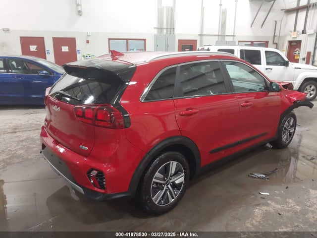 KNDCB3LC0N5549786 KIA Niro Lxs