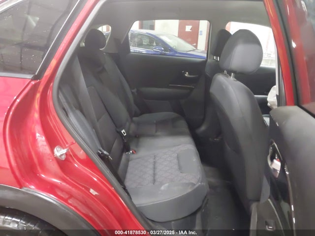 KNDCB3LC0N5549786 KIA Niro Lxs
