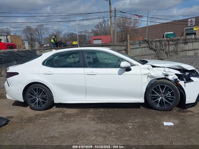 4T1G11AK5MU589252 Toyota CAMRY SE
