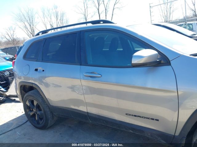 1C4PJMCS3FW775978 Jeep Cherokee Latitude Altitude