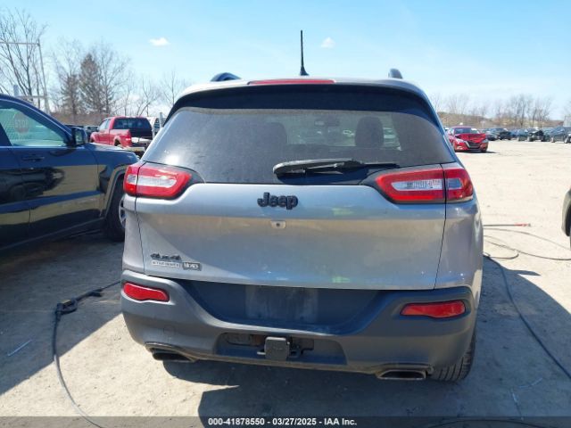 1C4PJMCS3FW775978 Jeep Cherokee Latitude Altitude