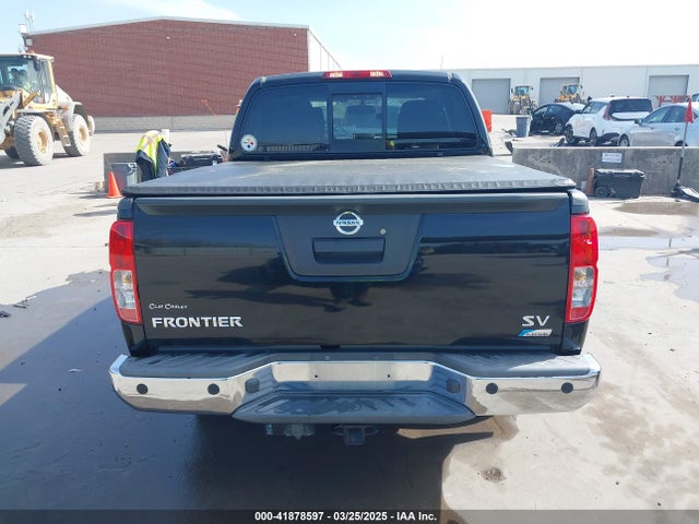 1N6DD0ER8JN707961 Nissan Frontier Sv