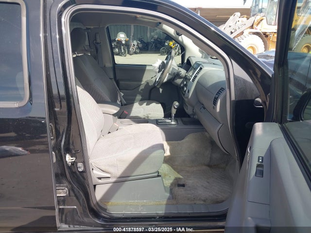 1N6DD0ER8JN707961 Nissan Frontier Sv