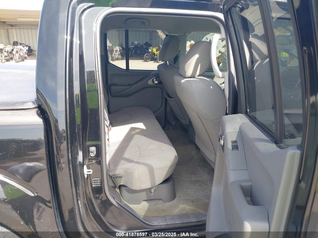 1N6DD0ER8JN707961 Nissan Frontier Sv