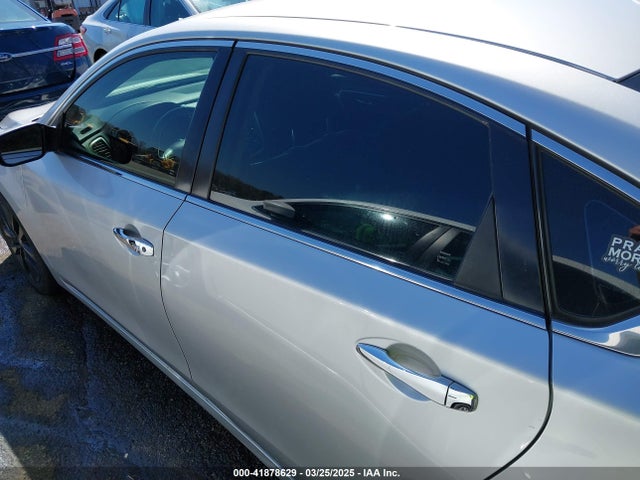 Nissan Altima 2.5 Sv 2018 1N4AL3AP2JC216463 Image 14