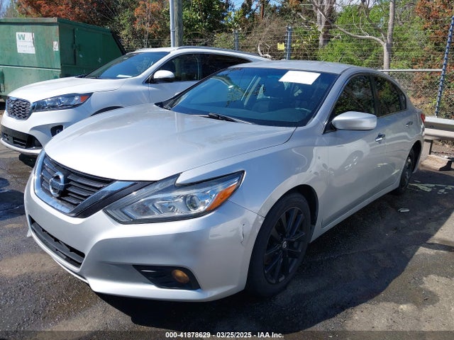 Nissan Altima 2.5 Sv 2018 1N4AL3AP2JC216463 Image 2