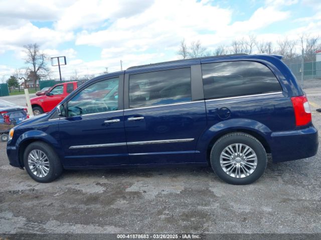 2C4RC1CG6FR673919 Chrysler Town and Country
