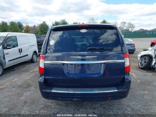 2C4RC1CG6FR673919 Chrysler Town and Country