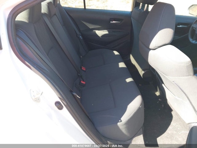 JTDEPRAE8LJ103827 Toyota COROLLA LE