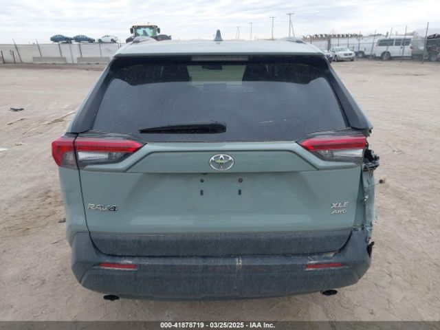 2T3P1RFV7KC011824 Toyota Rav4 Xle