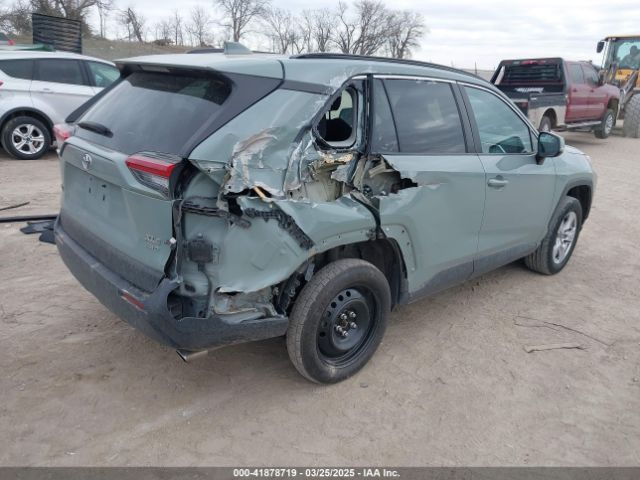 2T3P1RFV7KC011824 Toyota Rav4 Xle