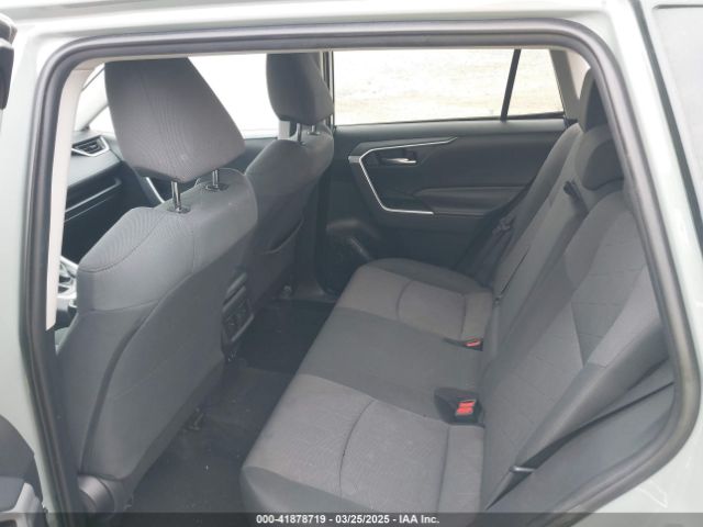 2T3P1RFV7KC011824 Toyota Rav4 Xle