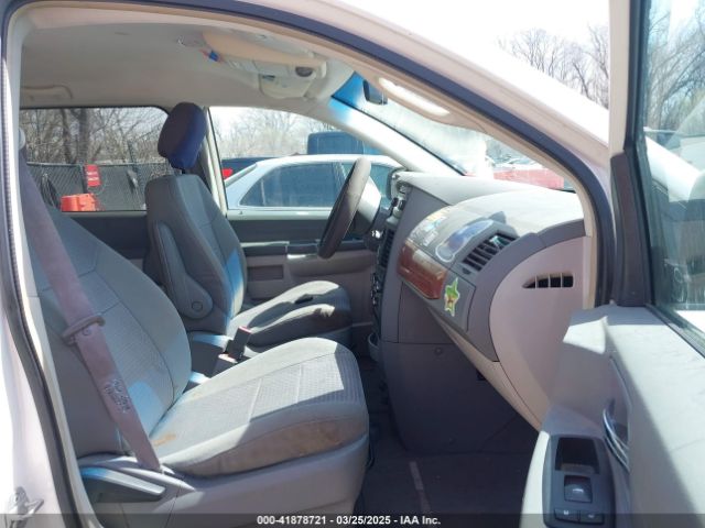 2008 CHRYSLER TOWN & COUNTRY 2A8HR44H78R655735 Photo 4