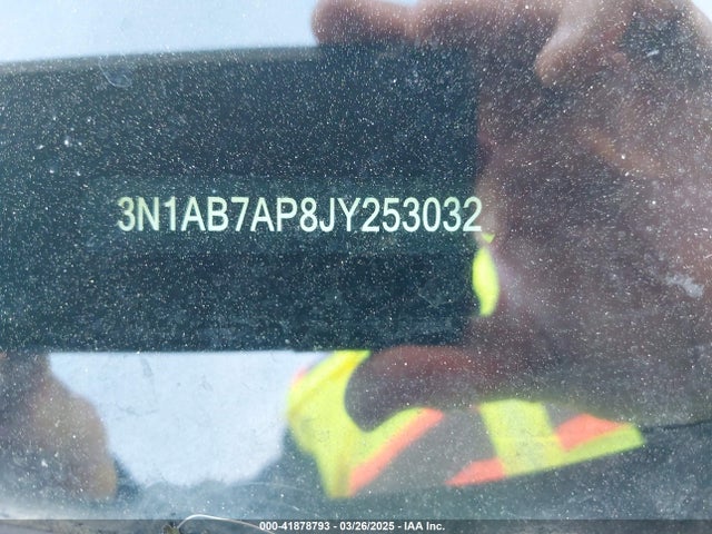 3N1AB7AP8JY253032 Nissan 2018