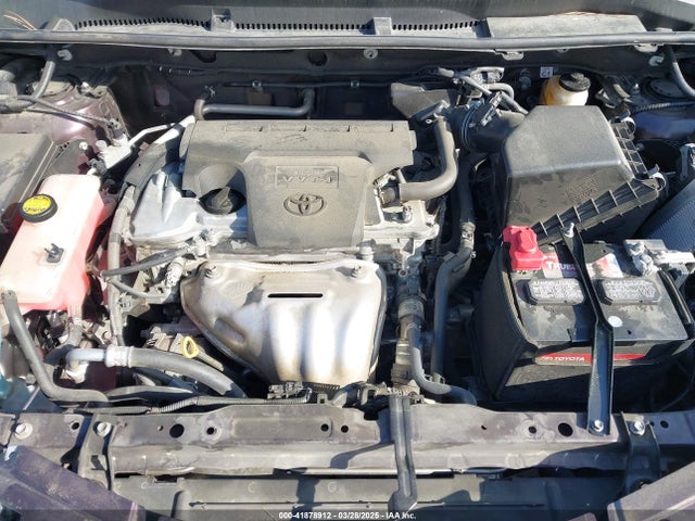 2T3ZFREV1GW307536 Toyota RAV4 LE