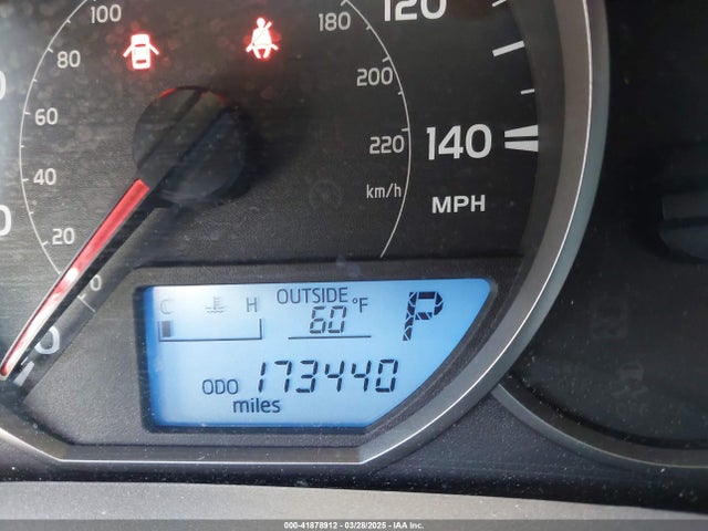 2T3ZFREV1GW307536 Toyota RAV4 LE