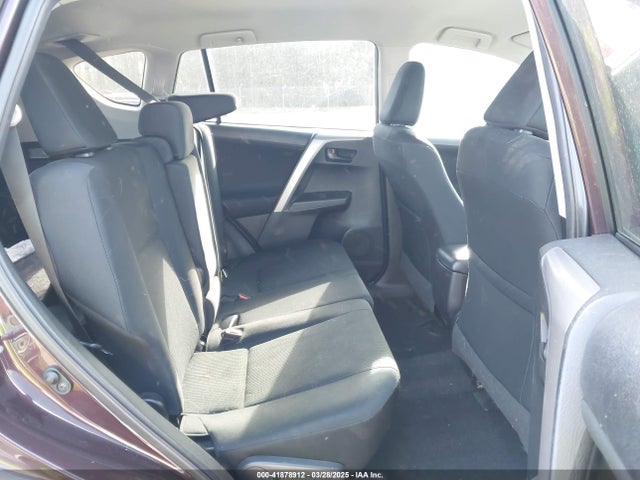 2T3ZFREV1GW307536 Toyota RAV4 LE