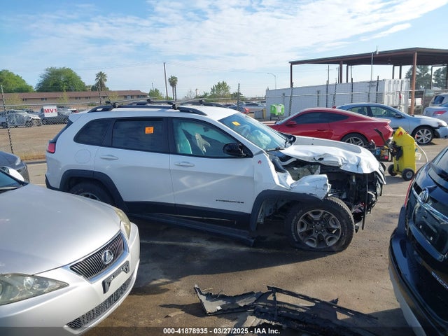 1C4PJMBX7KD410612 Jeep Cherokee Trailhawk Elite 4x4