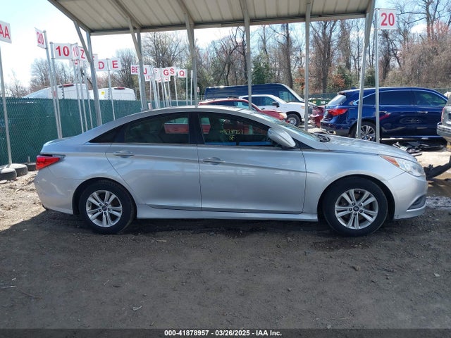 5NPEB4AC9EH939982 Hyundai SONATA GLS