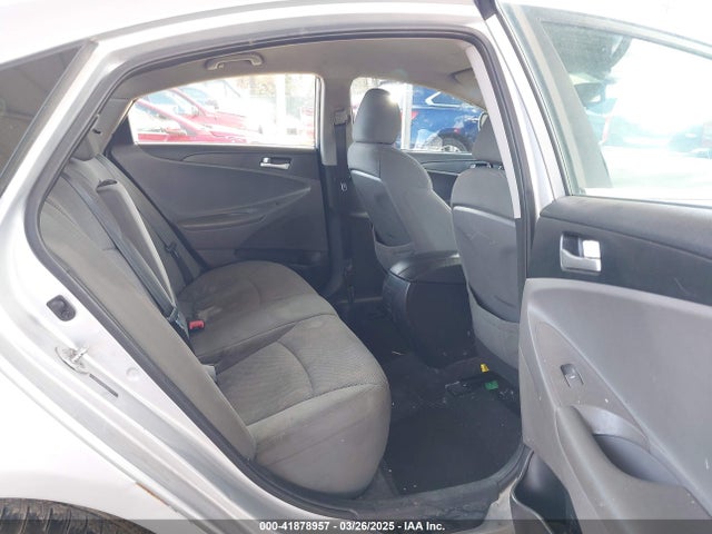 5NPEB4AC9EH939982 Hyundai SONATA GLS