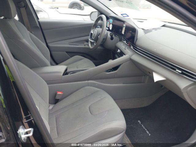 KMHLS4AG2PU575872 Hyundai ELANTRA SEL