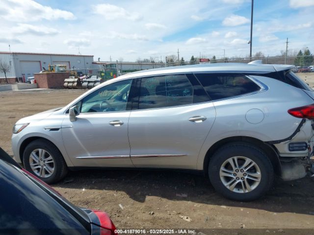 5GAEVAKW5JJ176912 Buick Enclave Essence
