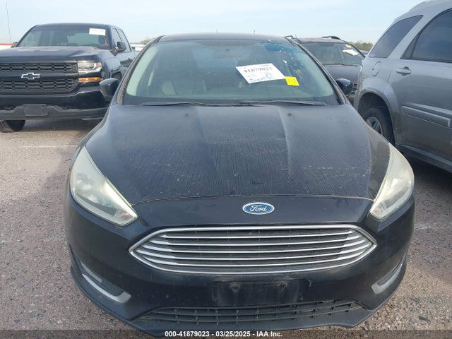 1FADP3J22FL256412 Ford Focus Titanium